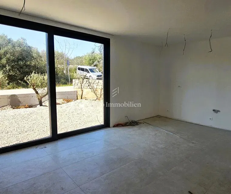 Appartamento di nuova costruzione con ampio giardino - città di Krk – 3