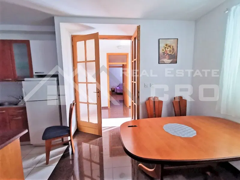 Immobili Rogoznica - Casa residenziale-commerciale in ottima posizione, vicino al centro e al mare, in vendita – 2