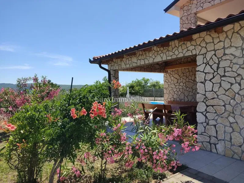 Beautiful villa with a panoramic view of the sea – 2