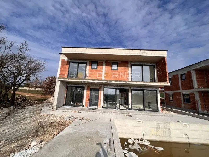 House Smoljanci, Svetvinčenat, 200m2 – 2