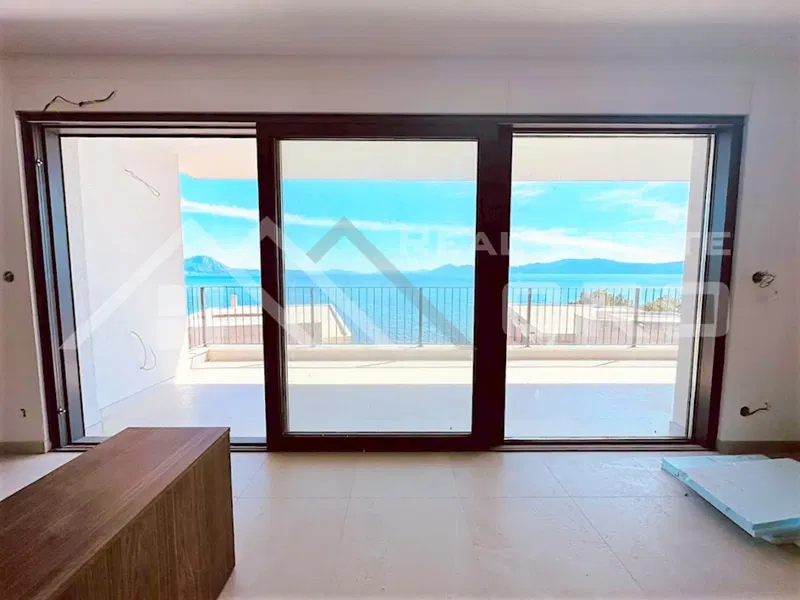 Immobili Hvar - Attico di lusso con vista panoramica, in seconda fila sul mare, in vendita – 3