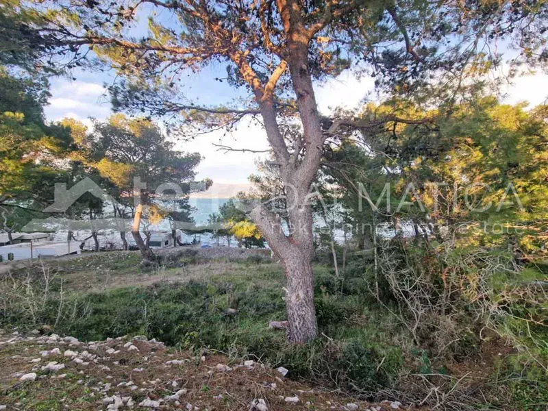 Slatine, island Ciovo, land in T1 zone, first row to the sea – 2