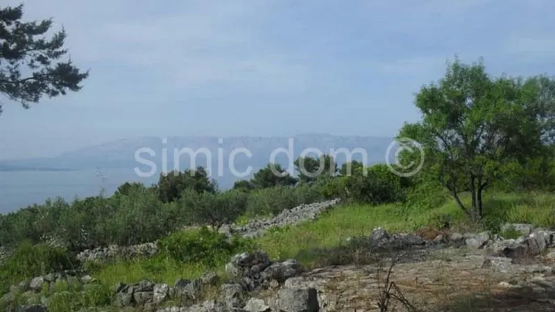 Участок Zastražišće – 3