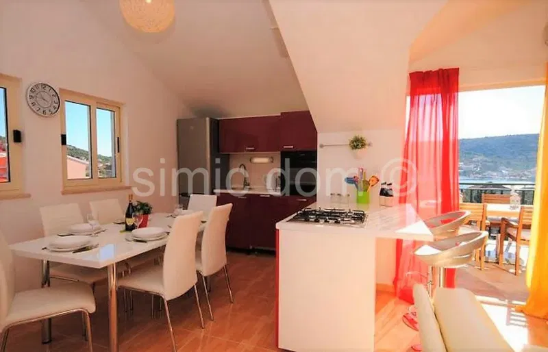 Detached sea-view apartment house, close to sea Vinisce – 2