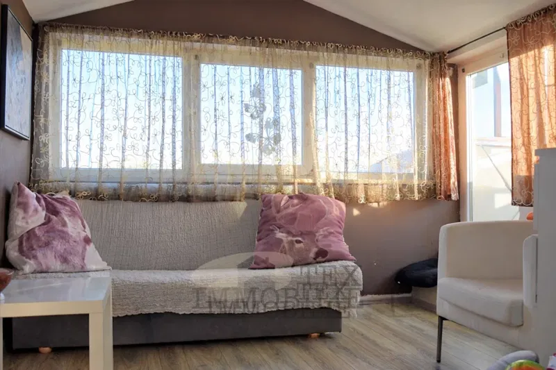 Appartamento con due camere da letto a Parenzo, 58 m2 – 3