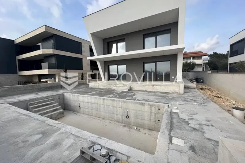 Istria, Medulin unfinished house with pool, sea view – 3