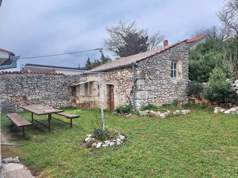 JADRANOVO - kuća s tri stana – 3