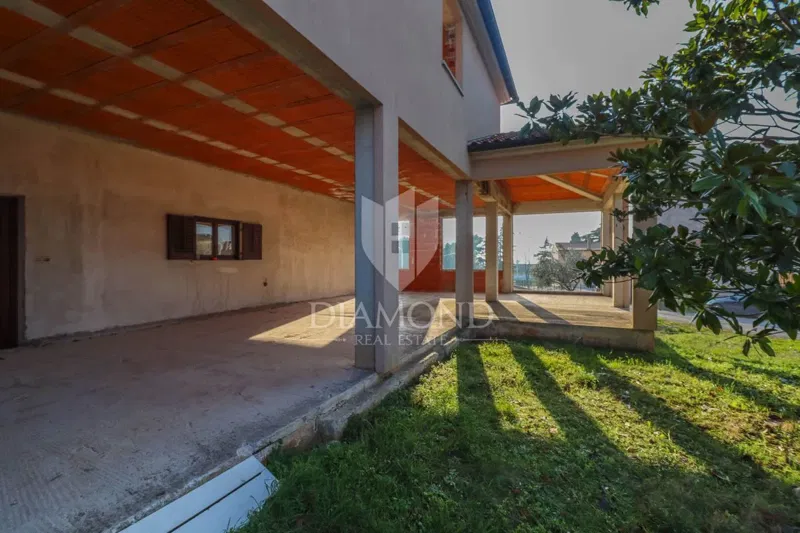 Kanfanar, una casa spaziosa con diversi appartamenti – 2