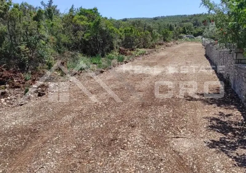 Solta properties - Large building plot in a serene environment with a sea view, for sale – 2