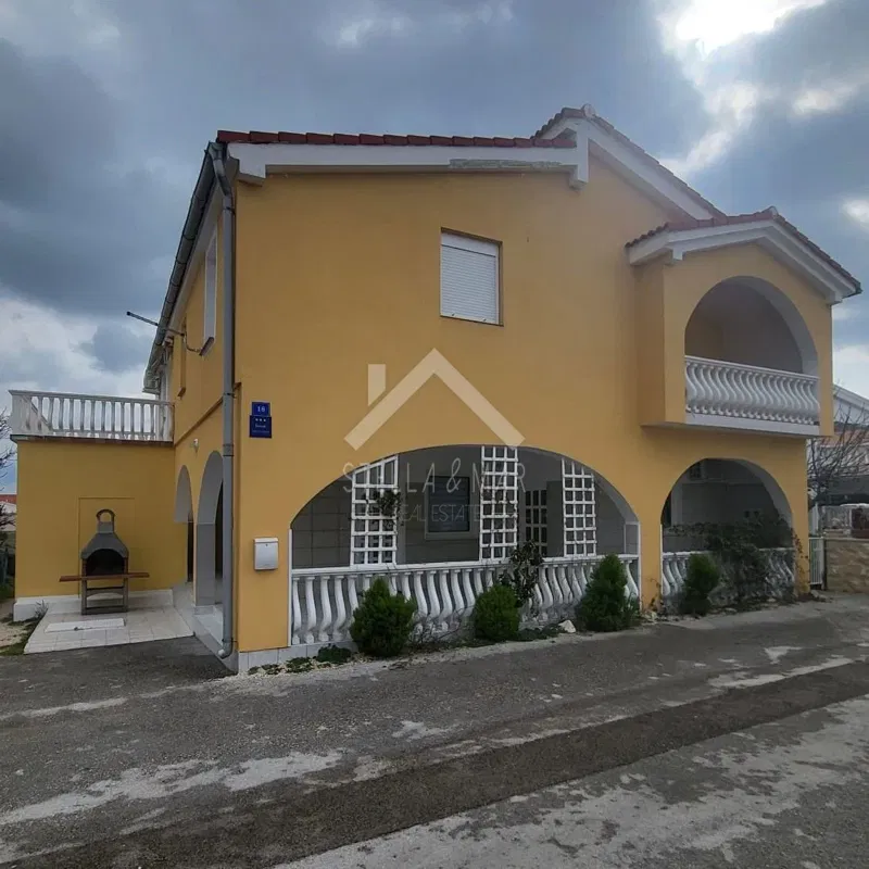 HOUSE WITH 4 APARTMENTS **OPPORTUNITY** – 2