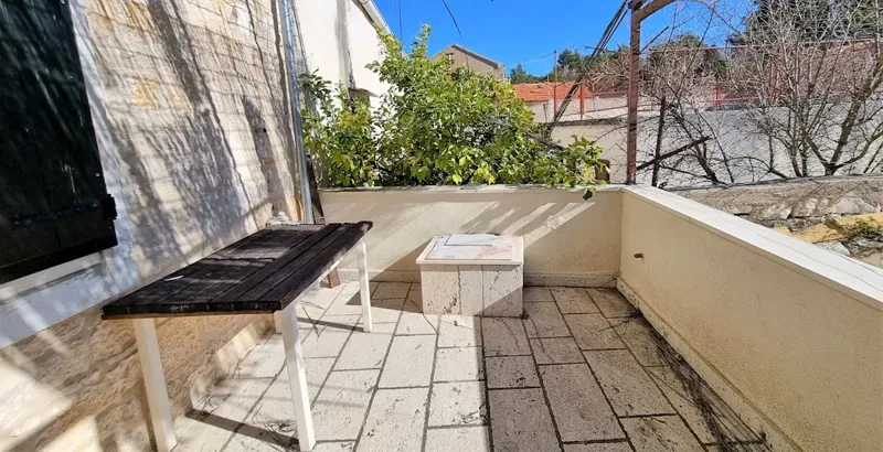 Vis, south side - renovated stone house in a row, terrace, backyard and auxiliary object – 2