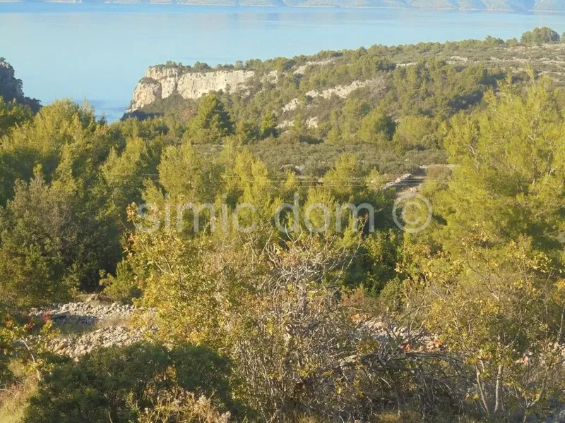 Terreno Zastražišće – 2