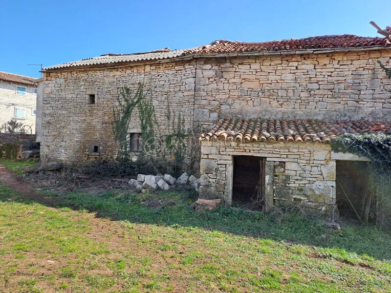 Hiša Manjadvorci, Barban, 400m2 – 2
