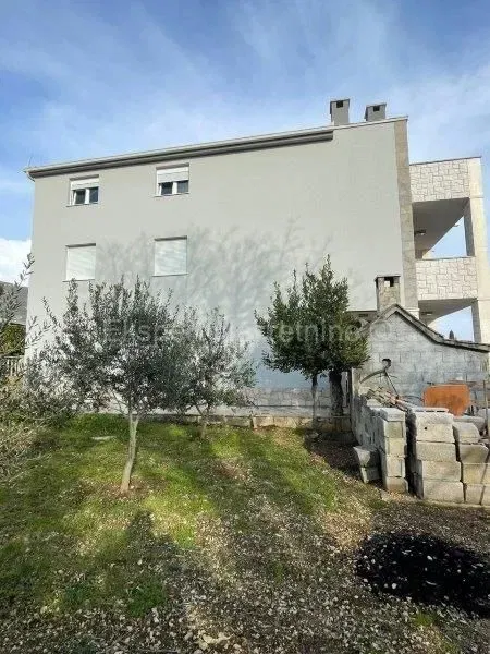 Kaštel Stari, casa indipendente 414m2 con cortile di 500m2 e garage, vista – 3