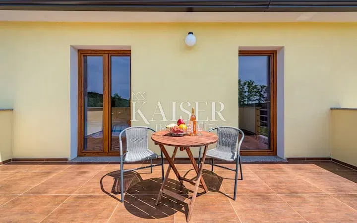 Casa Trviž, Pazin - Okolica, 300m2 – 2