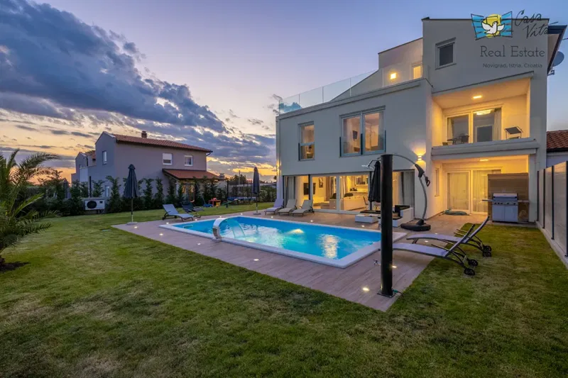 Beautifully decorated modern villa in the vicinity of the city of Poreč! – 3