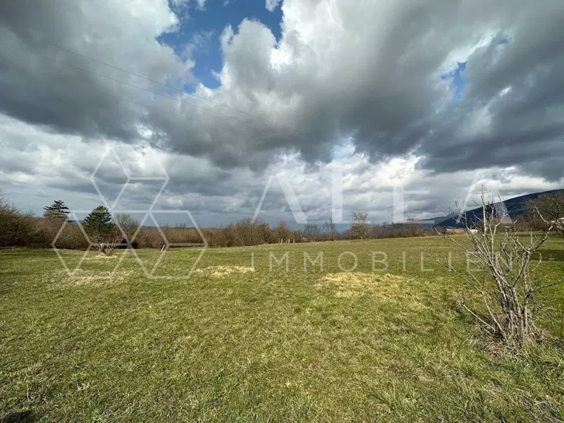 Land Labin – 3