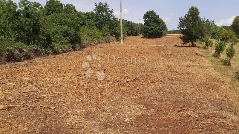 Pozemok Labin – 3
