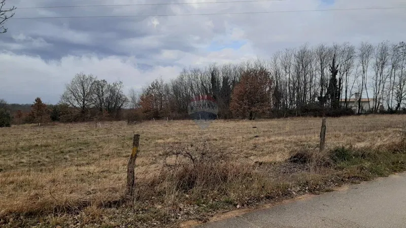 Building plot Tinjan, 2.737m2 – 3