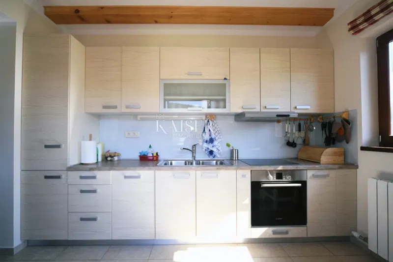 Mrkopalj, una bella casa in legno con piscina – 3