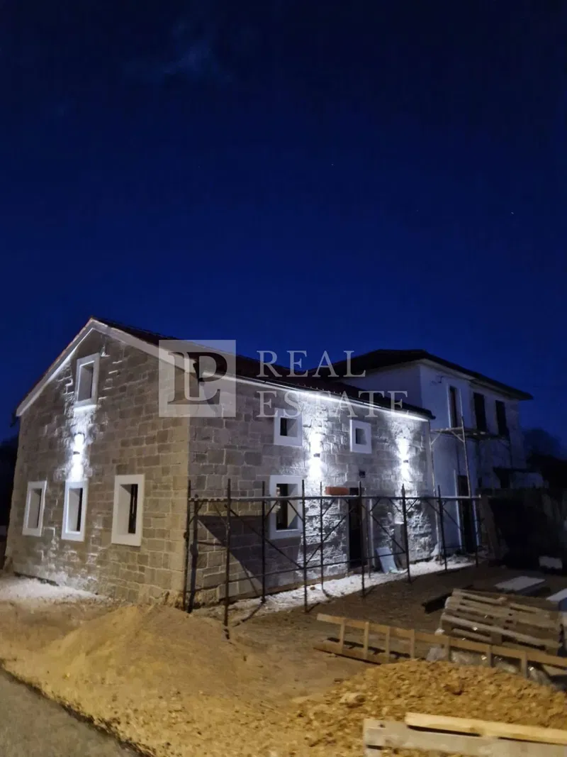 OTOK KRK, DOBRINJ - autohtona kamena vila s bazenom – 3