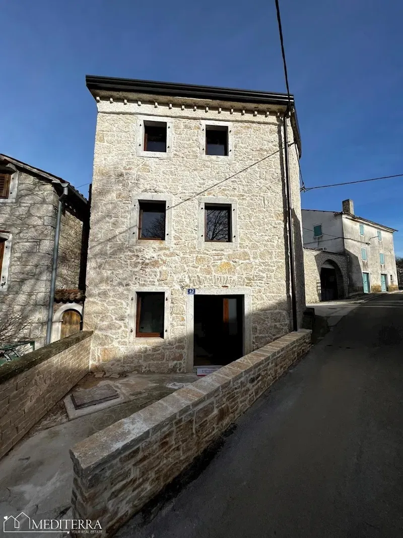 Renovated stone house, Vižinada, Istria – 2