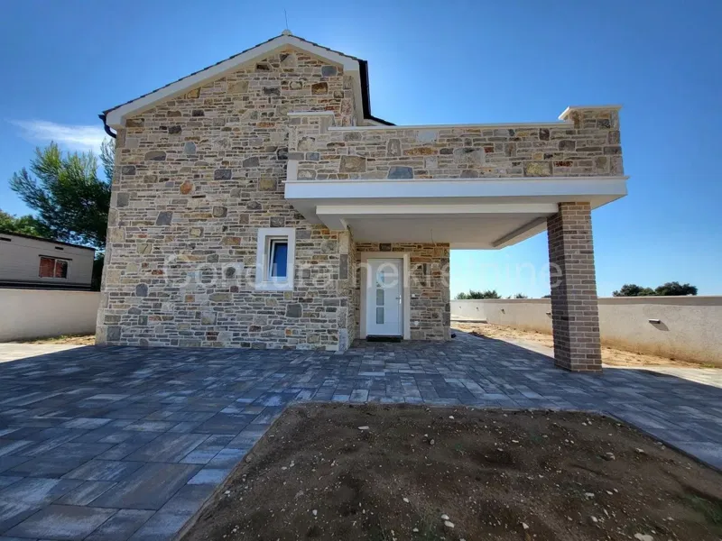 Casa Vrsi – 3