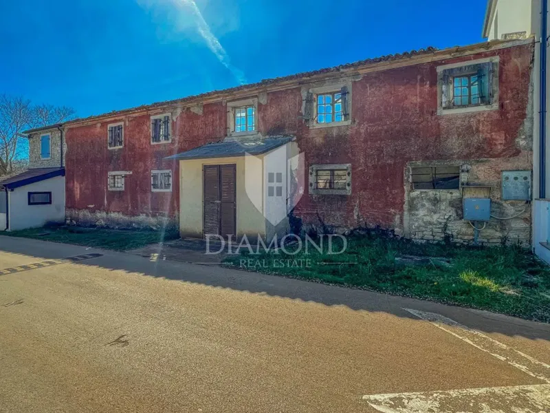 Zona di Umago, casa istriana da ristrutturare – 2