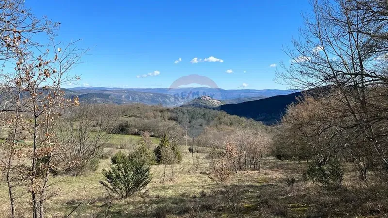 Non-structural plot Rakotule, Karojba, 14.573m2 – 2