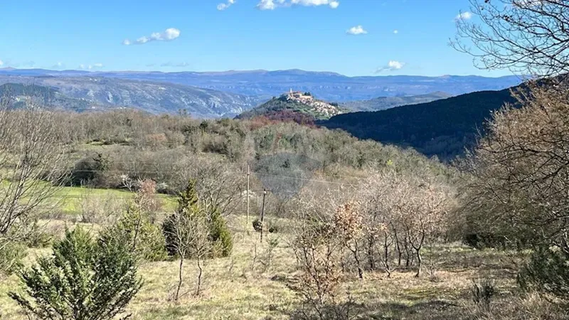 Non-structural plot Rakotule, Karojba, 14.573m2 – 3