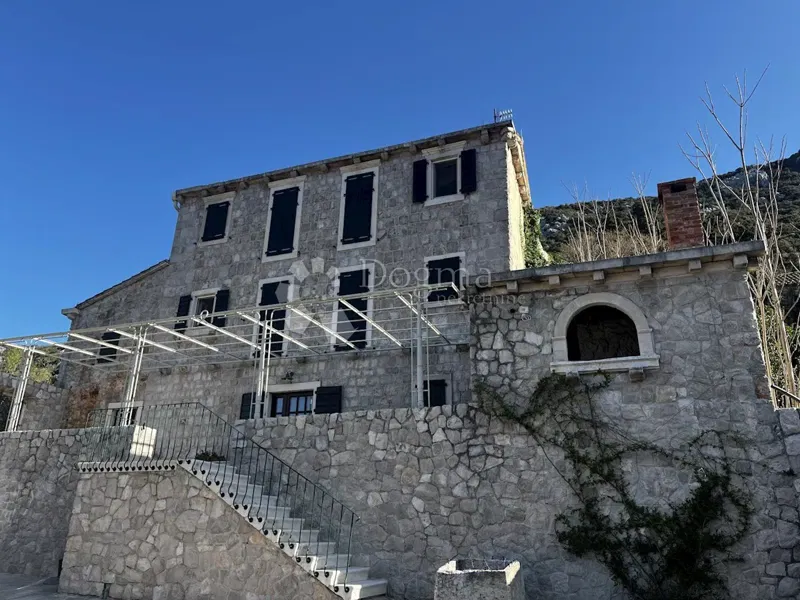 Casa Trpanj, 320m2