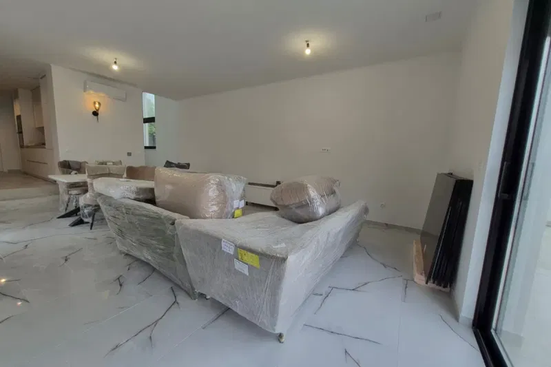 Luxury villa with a panoramic view of the sea – 2
