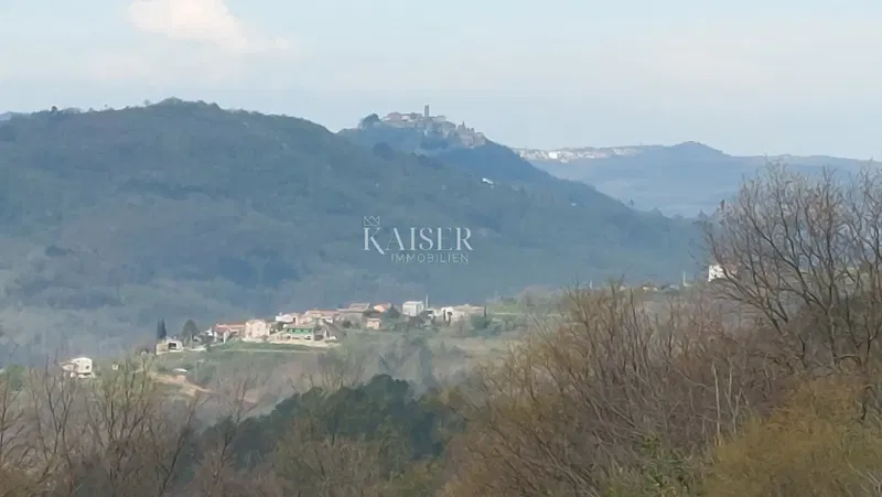 Building land Motovun, 2.150m2 – 2