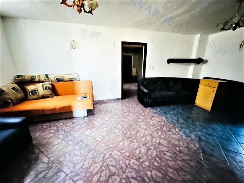 Malinska - Apartment with a Large Garden - Renovation Required! – 2