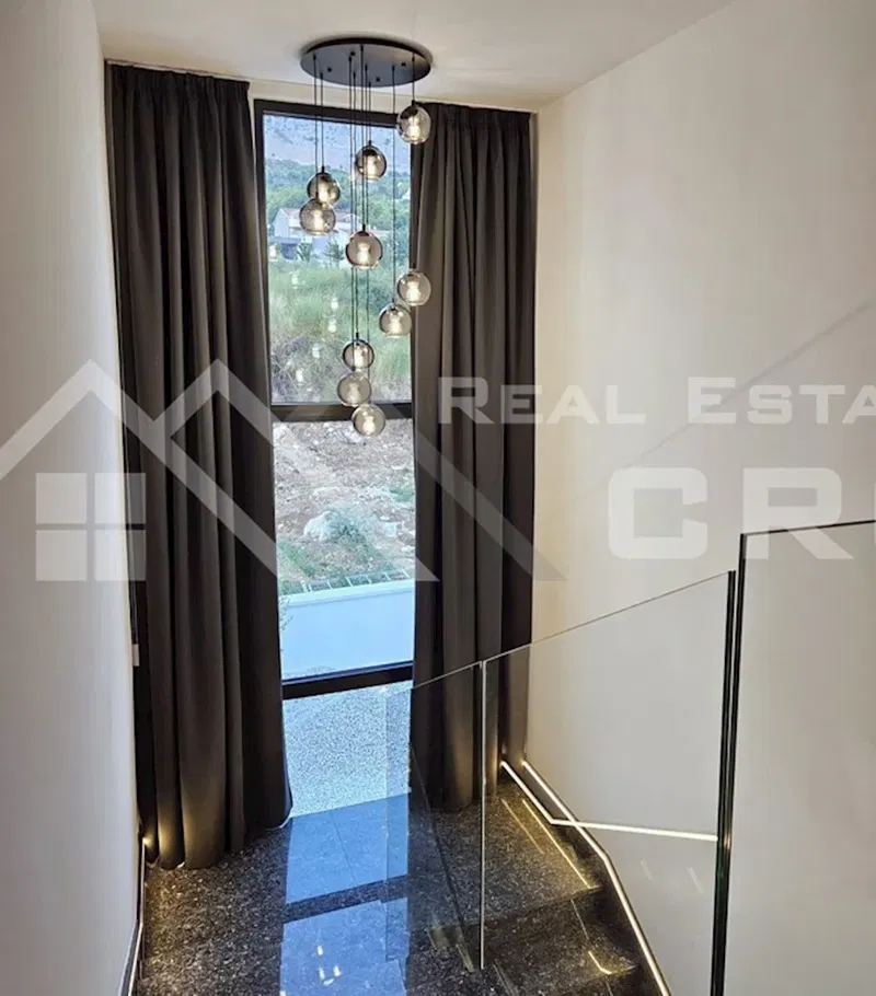 Split properties - Imposing villa with a beautiful sea view, vicinity of Split, for sale – 2