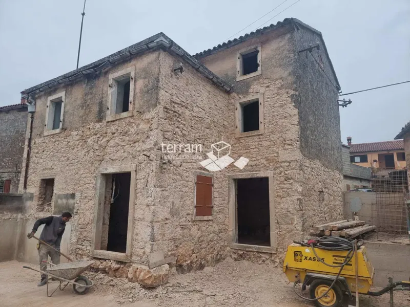 Istria, Žminj, stone house 120m2 + auxiliary building 80m2, garden 500m2 with swimming pool, renovation started!!, #sale – 3