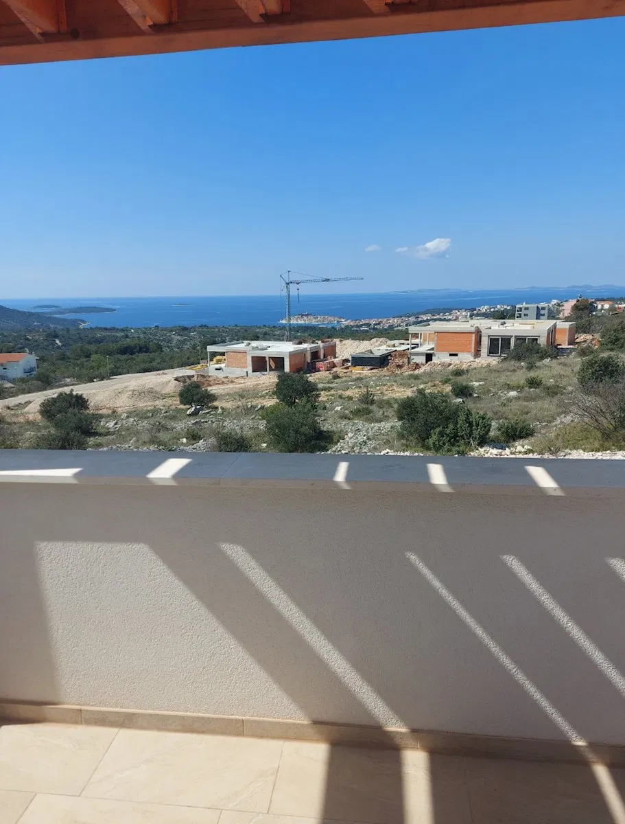 novogradnja, kuća sa bazenom