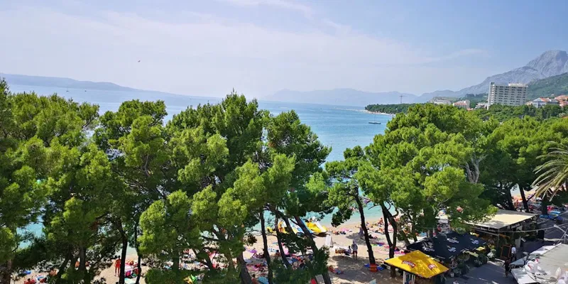 Luxury penthouse with sea view by the beach in Makarska – 2