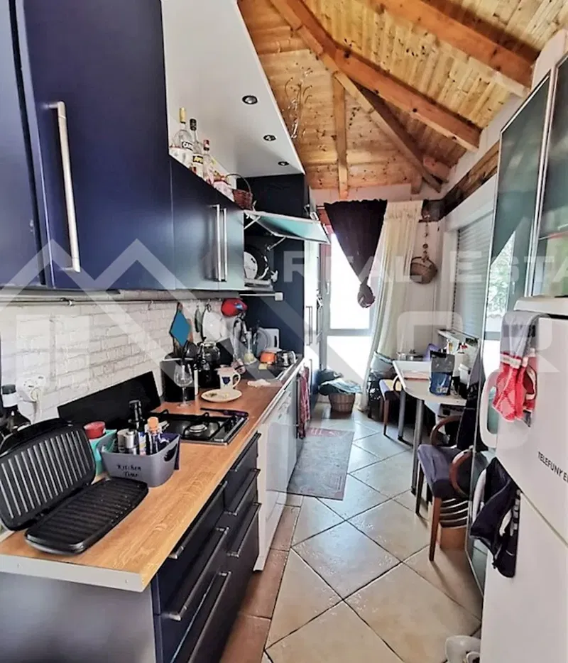 Ciovo properties - Spacious house with potential, in a great location, close to the sea and a beach, for sale – 3