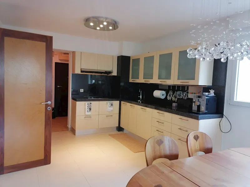 Spacious two-room apartment with loggia in Firule, Split – 3