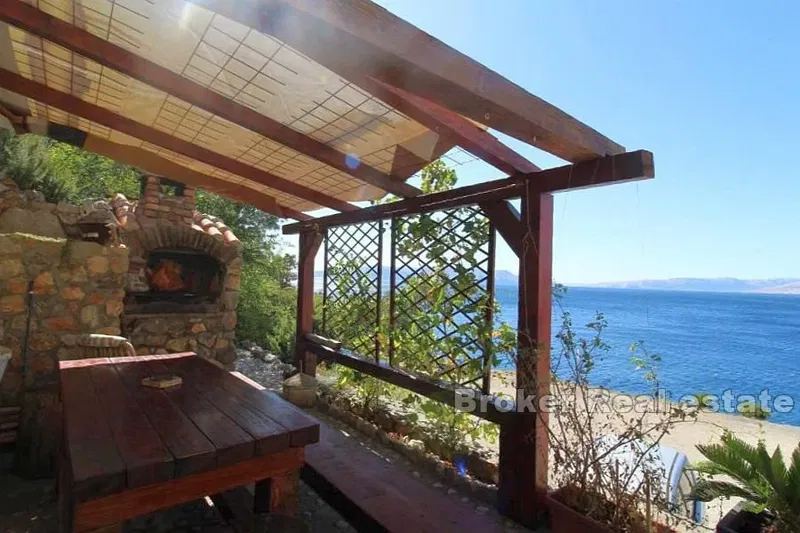 Apartment house first row to the sea – 3