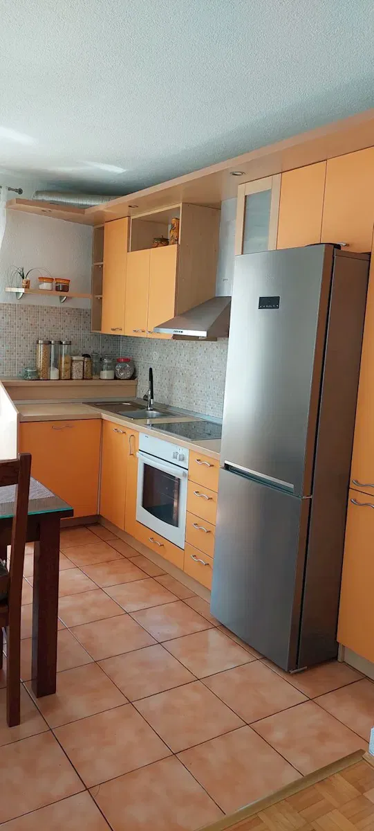 Casa in pietra dalmata nel centro di Kaštel Lukšić – 3
