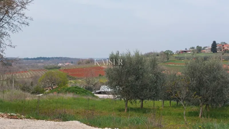 Земля під забудову Poreč, 2.800m2 – 3