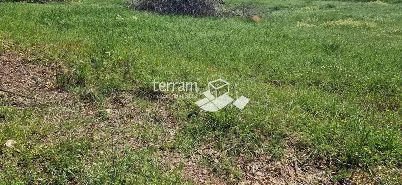 Istria, Loborika, terreno edificabile 1059m2 in vendita – 2