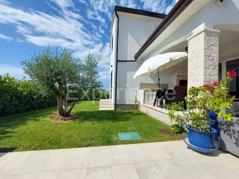 Near Poreč - 3 km from the sea, villa with swimming pool! – 3