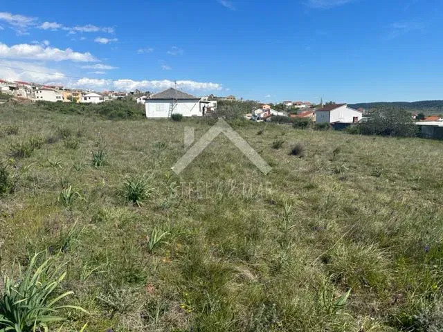 Terreno Rtina – 2