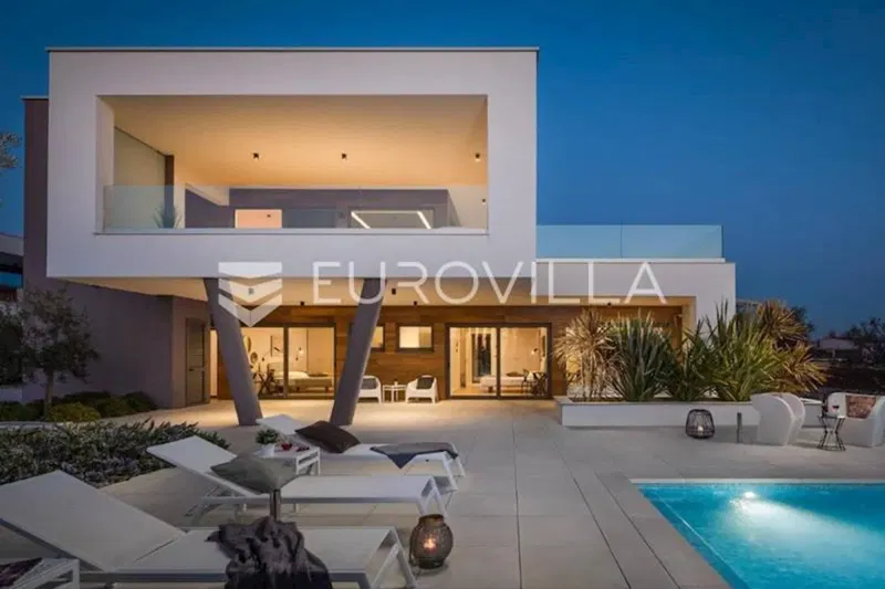 Istria, Vodnjan villa with a view of Brijune 499 m2 - large garden – 2
