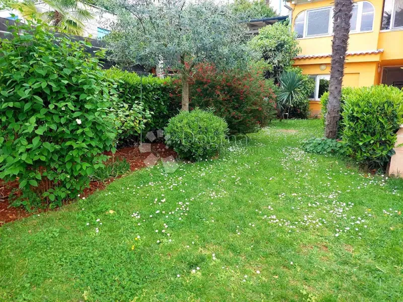 MALINSKA, HOUSE WITH 3 APARTMENTS 70 M FROM THE SEA – 2