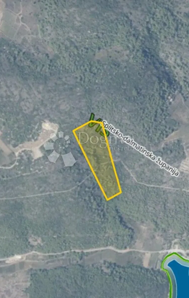Föld Milna, Vis, 32.000m2 – 2