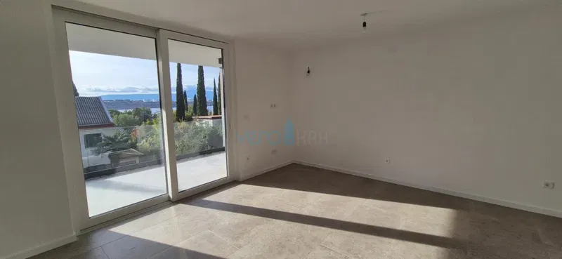Krk Island, Omišalj, first-floor apartment with a view, yard, 170 m from the sea, for sale – 3